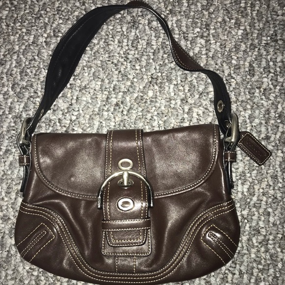 Coach Handbags - Authentic Coach Brown Leather Purse Coach Handbags - Authentic Coach Brown Leather Purse